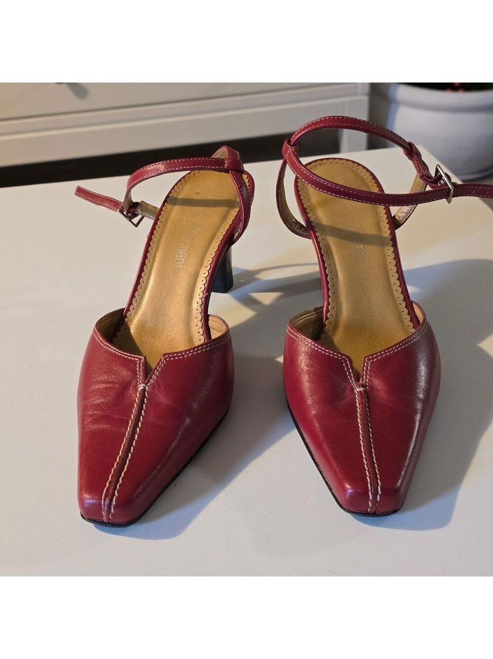 Vintage Gianni Fermani Elegant Red Leather Women's Strappy Heels - Picture 2 of 7